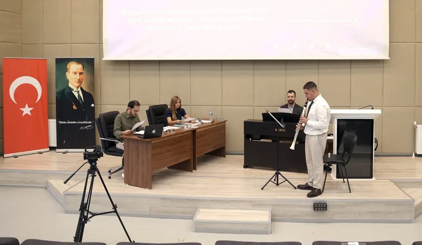 Kırklareli’nde geleceğin müzisyenleri sınavda yeteneklerini sergiledi