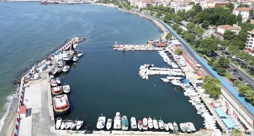 Tekirdağ mavi bayraklı plajlarıyla tatilcilere güvenli deniz keyfi sunuyor