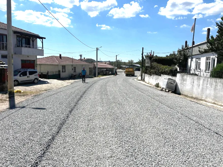Enez’in Kocaali köyünde yol çalışması tamamlandı