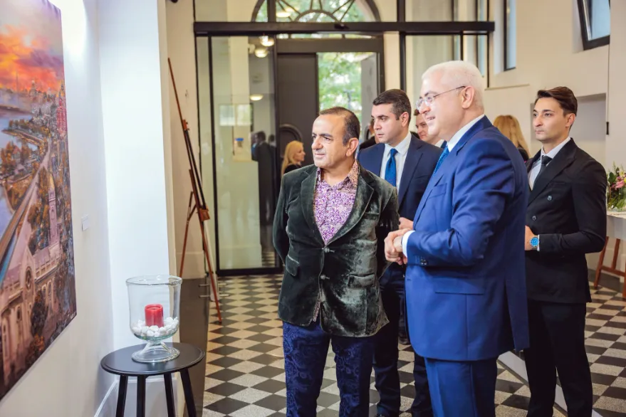 Ressam İsmail Acar’ın sergisi Sofya’da Açıldı