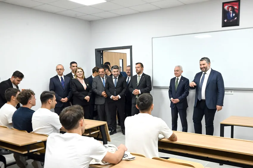 Sanayi ve Teknoloji Bakan Yardımcısı İnan, Kırklareli OSB’de ziyaretlerde bulundu